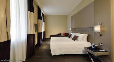 رم لایف هتل