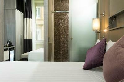 رم لایف هتل