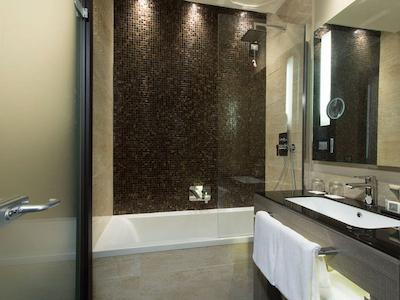 رم لایف هتل