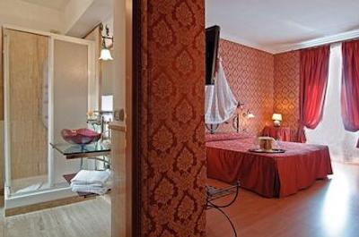 رزیدنزا انتیکا