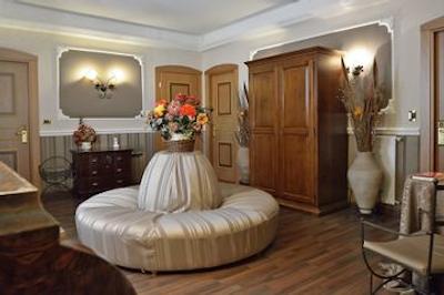 رزیدنزا انتیکا