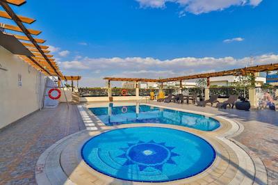 لندمارک سامیت هتل