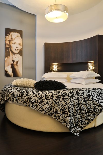 بست وسترن سینموزیک