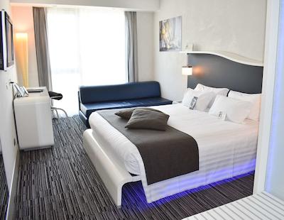 بست وسترن پرمیر رویال سانتینا