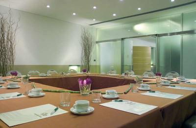 بست وسترن پرمیر رویال سانتینا