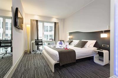 بست وسترن پرمیر رویال سانتینا