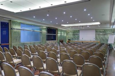 بست وسترن پرمیر رویال سانتینا