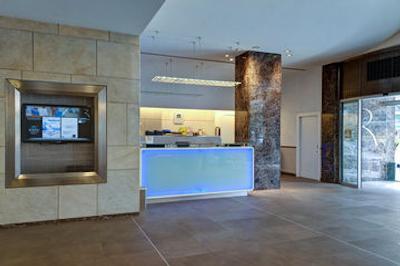 بست وسترن پرمیر رویال سانتینا