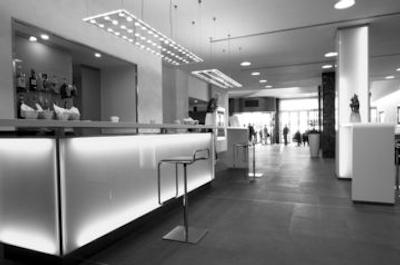 بست وسترن پرمیر رویال سانتینا