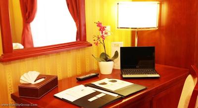 اوگوستا لوسیلا پالاس