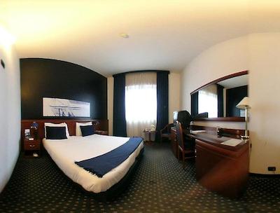 گرند هتل تایبریو