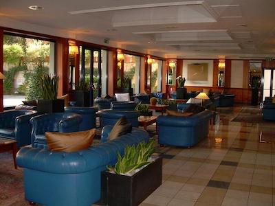 گرند هتل تایبریو