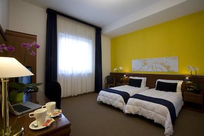 گرند هتل تایبریو