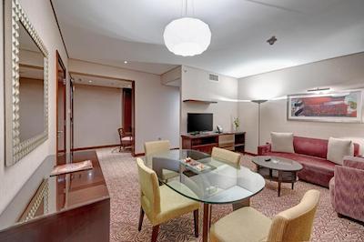 رز ریحان بای رتانا