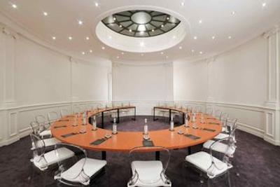 سوفیتل رما ویلا بورگسه