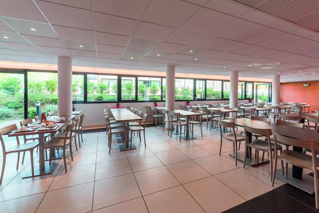 Hotel AppartCity Versailles Saint-Cyr-lEcole , Hotel 2Star, Hotel Versailles, France