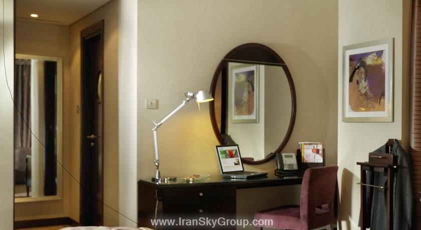 هتل Rose Rayhaan by Rotana , هتل 4ستاره, هتل دبی, امارات متحده عربی