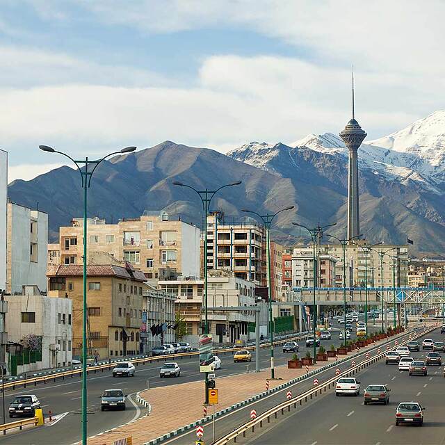 فاصله زمانی پرواز لندن به تهران