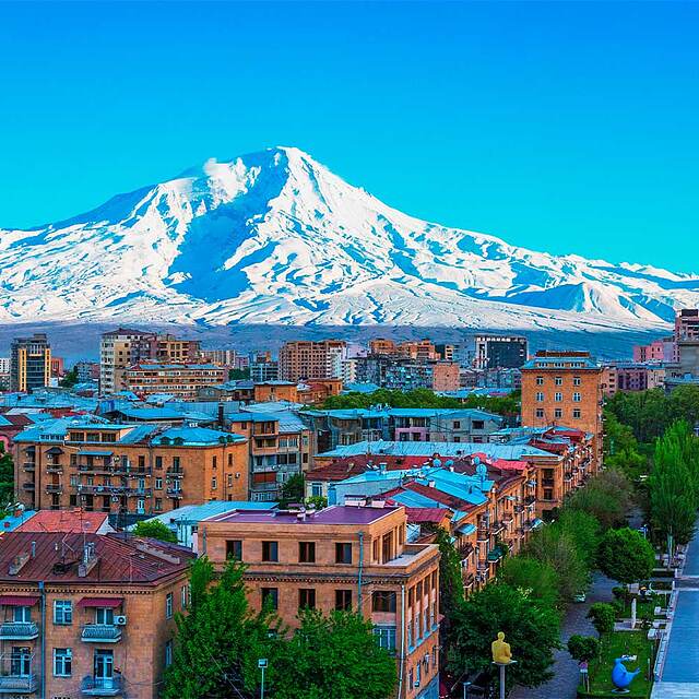 راهنمای خرید پرواز تهران به ایروان الی گشت