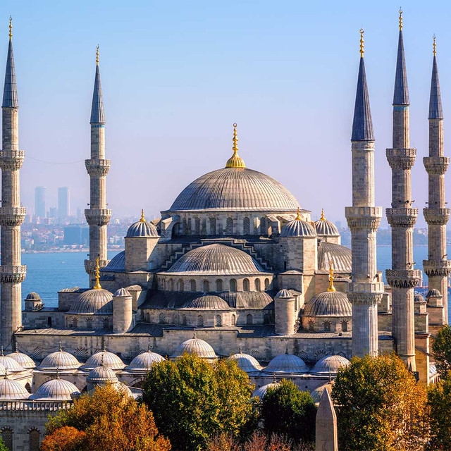 خرید بلیط هواپیما ترکیش ایرلاینز از استانبول به شیراز الی گشت