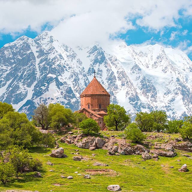 سفر به وان با الی گشت